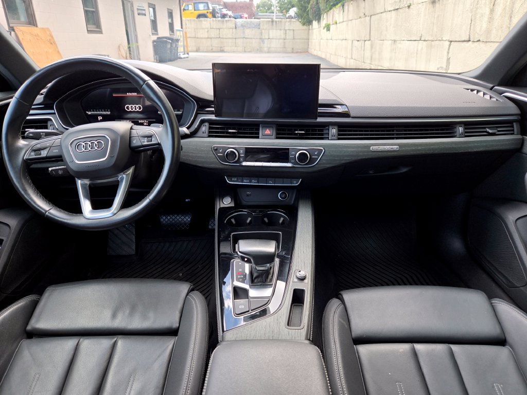 Used 2022 Audi A4 2.0T Premium Plus w/ Premium Plus Package AWD/4WD image 29
