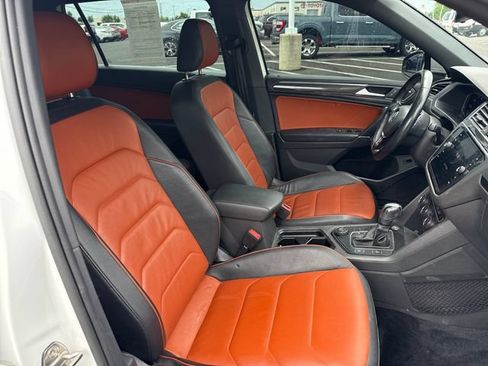 Used 2020 Volkswagen Tiguan SEL Premium R-Line w/ 3rd Row Seat Package AWD/4WD image 13