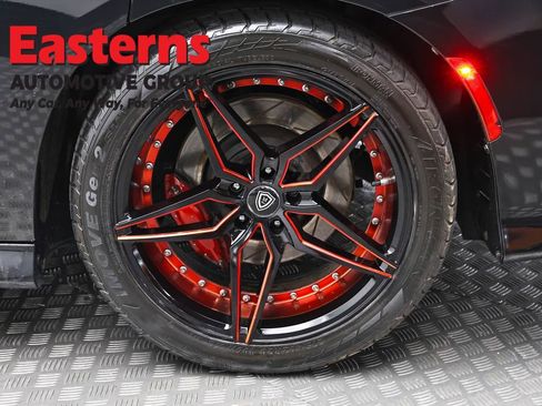Used 2018 Dodge Charger R/T Scat Pack RWD image 8