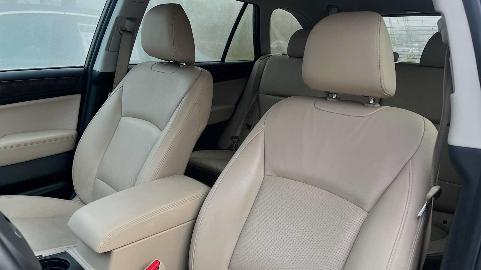 Used 2015 Subaru Outback 2.5i Limited AWD/4WD image 29