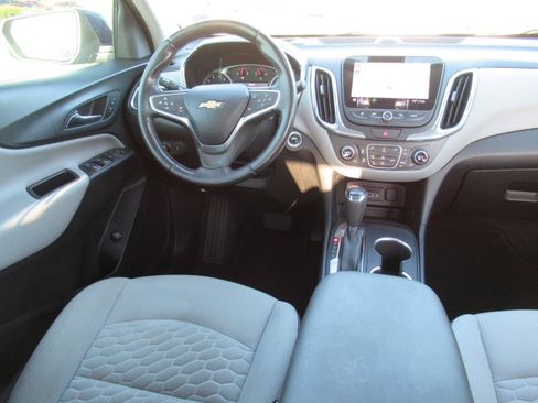 Used 2020 Chevrolet Equinox LT FWD image 13