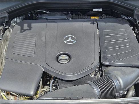 Used 2026 Mercedes-Benz GLC 300 image 21