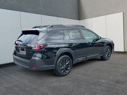 Used 2025 Subaru Outback Onyx Edition XT AWD/4WD image 5