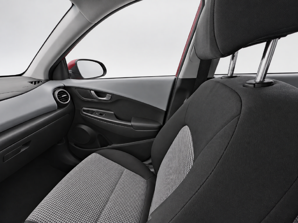 Used 2019 Hyundai Kona SE FWD image 14