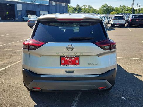 Certified 2023 Nissan Rogue SV AWD/4WD image 5