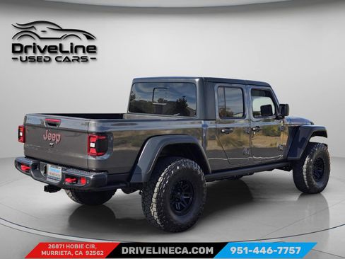 Used 2024 Jeep Gladiator Rubicon w/ Technology Group AWD/4WD image 6