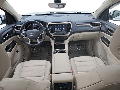 Used 2023 GMC Acadia Denali w/ Denali Ultimate Package image 9