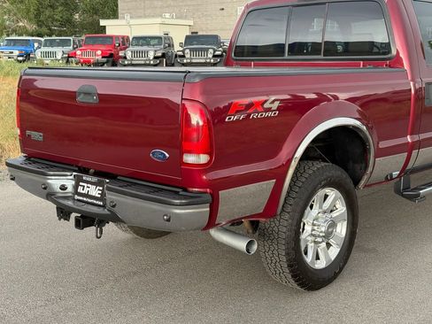 Used 2004 Ford F350 Lariat AWD/4WD image 10