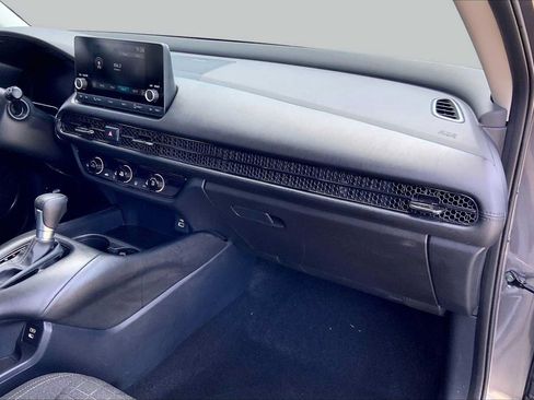 Used 2024 Honda HR-V LX image 17
