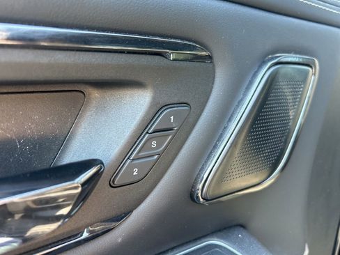 Used 2022 RAM 1500 Limited AWD/4WD image 12