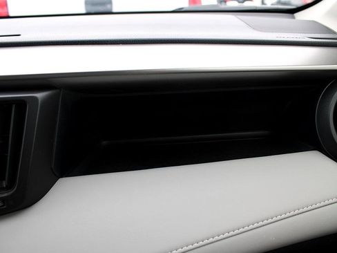 Used 2017 Toyota RAV4 LE Plus image 19