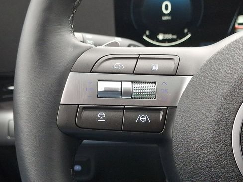 Certified 2025 Hyundai Kona Limited image 24