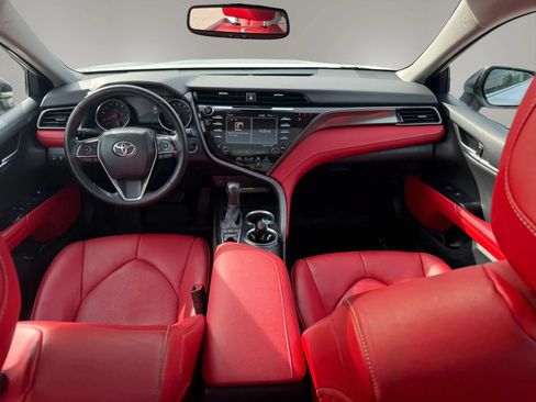 Used 2020 Toyota Camry XSE FWD image 32