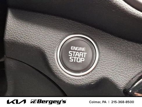 Used 2022 Kia Forte GT-Line image 26