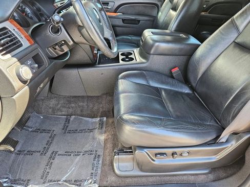 Used 2011 Chevrolet Tahoe LT w/ Luxury Package image 18