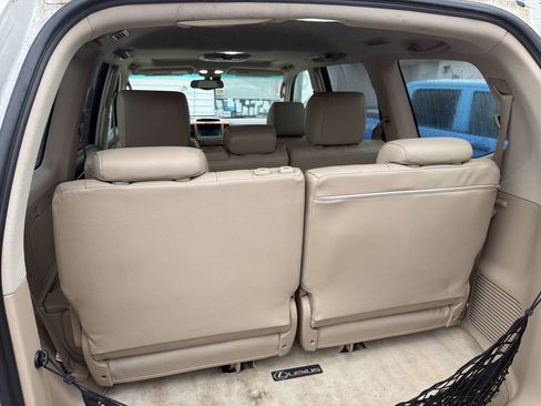 Used 2004 Lexus GX 470 image 9