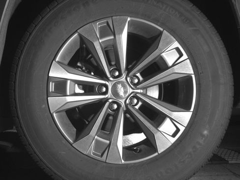 Used 2025 Chevrolet Equinox LT FWD image 14