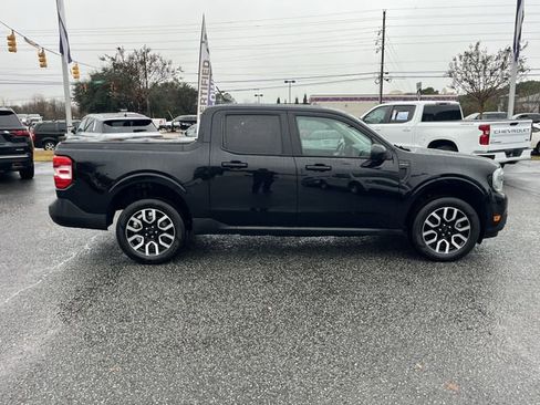 Used 2022 Ford Maverick Lariat image 8