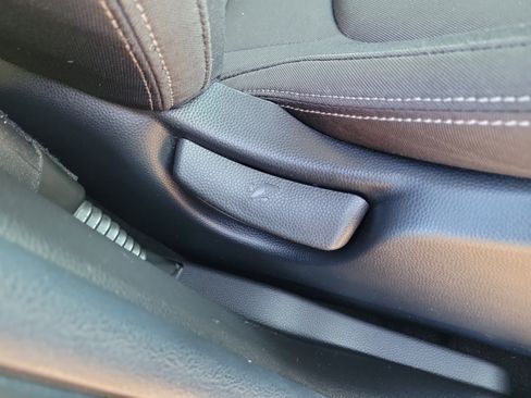 Used 2016 Kia Soul FWD image 9