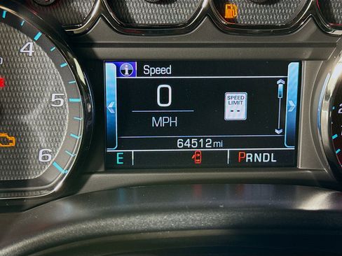 Used 2018 Chevrolet Silverado 1500 LT w/ Redline Edition image 13