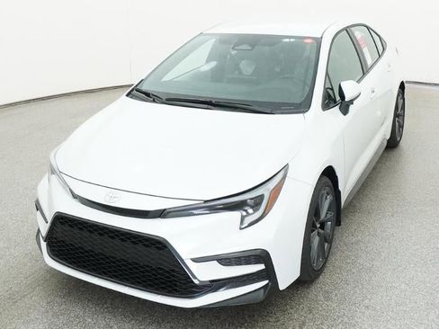 New 2026 Toyota Corolla SE FWD image 31