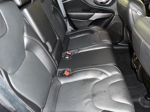 Used 2021 Jeep Cherokee Latitude Lux 80th Anniv w/ Quick Order Package 26U 80TH AWD/4WD image 46