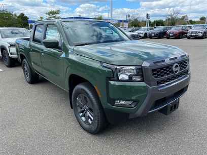 New 2025 Nissan Frontier SV w/ SV Convenience Package