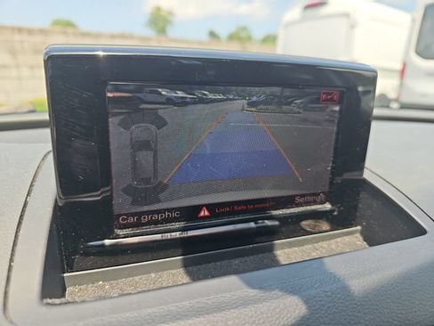 Used 2017 Audi Q3 2.0T Premium FWD image 21