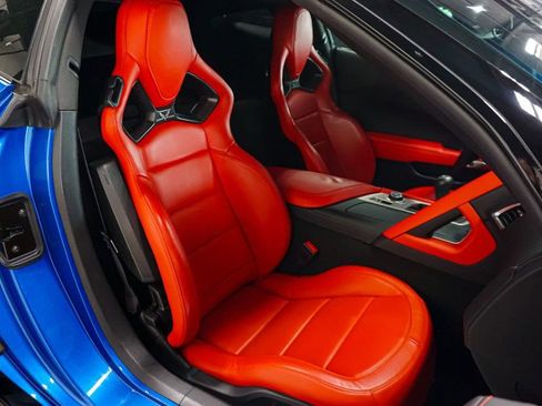 Used 2015 Chevrolet Corvette Z06 w/ Z07 Performance Package RWD image 36