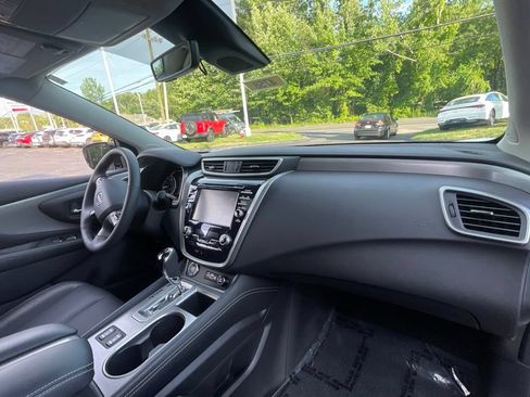 Used 2024 Nissan Murano SL AWD/4WD image 19