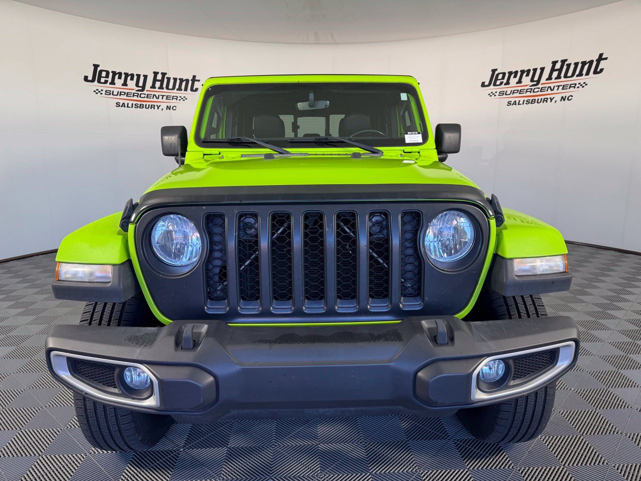 Used 2021 Jeep Gladiator Overland w/ Popular Equipment Package AWD/4WD image 5