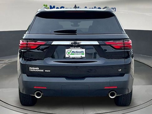 Used 2023 Chevrolet Traverse LT w/ LT Premium Package AWD/4WD image 5