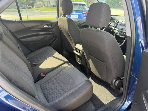 Used 2022 Chevrolet Equinox LT AWD/4WD image 18