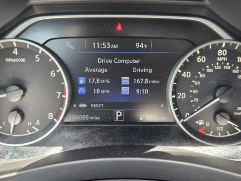 Used 2015 Nissan Murano Platinum w/ Platinum Technology Package FWD image 11