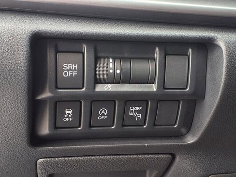 Certified 2021 Subaru Crosstrek 2.5i Limited w/ Moonroof Package 1 image 17