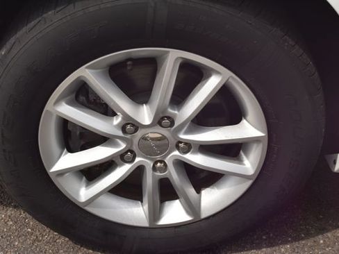 Used 2019 Dodge Grand Caravan SXT FWD image 47