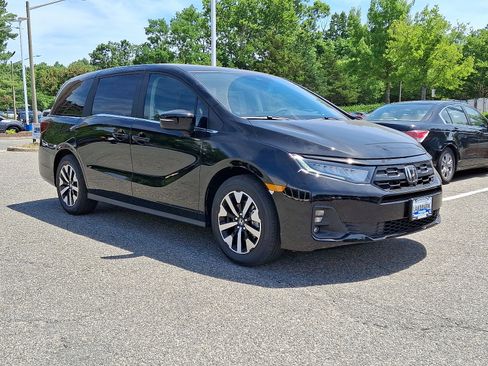 New 2026 Honda Odyssey EX-L image 2