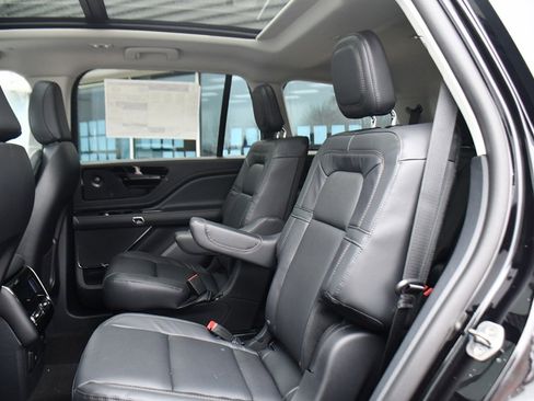 New 2026 Lincoln Aviator Reserve w/ Illumination Package image 23