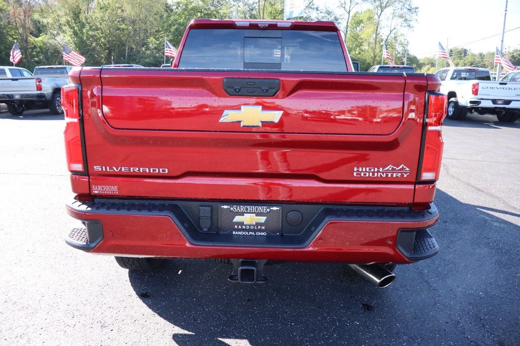 Used 2025 Chevrolet Silverado 3500 High Country w/ Technology Package AWD/4WD image 34