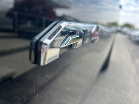 Used 2025 GMC Yukon AT4 Ultimate AWD/4WD image 8