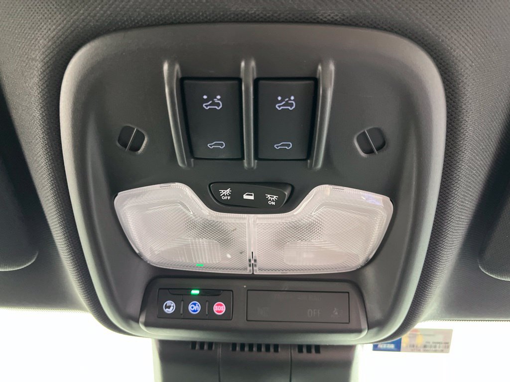 Certified 2024 Chevrolet Colorado ZR2 w/ ZR2 Convenience Package III AWD/4WD image 28