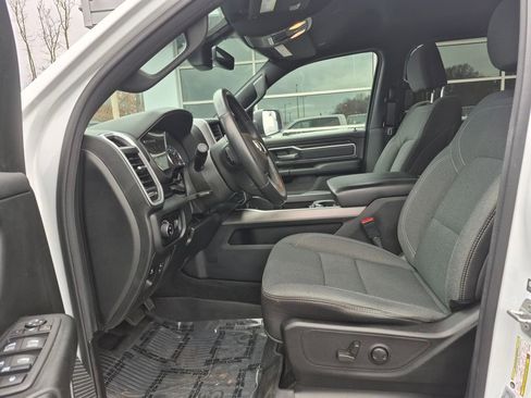 Used 2022 RAM 1500 Big Horn image 2