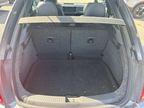 Used 2012 Volkswagen Beetle 2.5 image 15