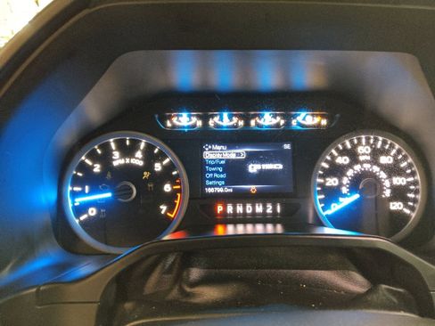 Used 2015 Ford F150 XLT w/ Equipment Group 302A Luxury image 23