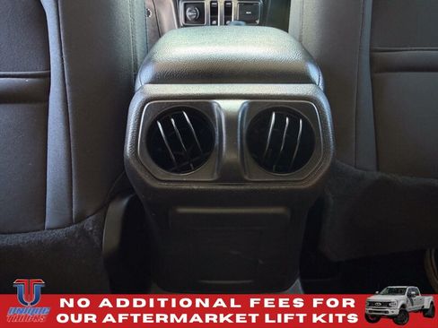 Used 2022 Jeep Wrangler Sport AWD/4WD image 29