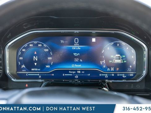 Used 2022 Chevrolet Silverado 1500 LT w/ Z71 Off-Road Package image 7