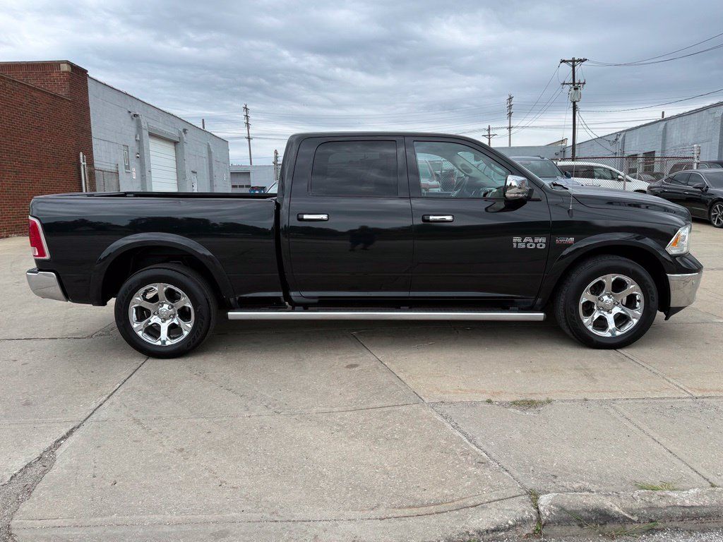 Used 2015 RAM 1500 Laramie w/ Convenience Group AWD/4WD image 5