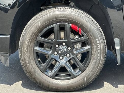 Used 2022 Chevrolet Silverado 1500 RST w/ Redline Edition AWD/4WD image 34
