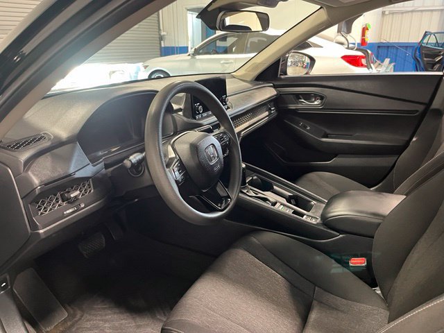 Used 2023 Honda Accord EX image 23