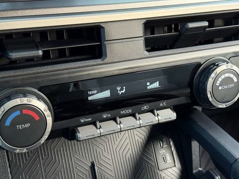 Certified 2025 Toyota 4Runner SR5 image 17